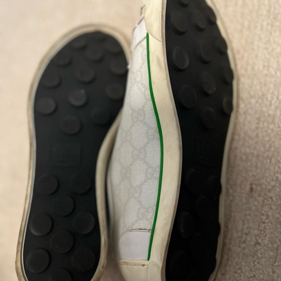 Men’s Gucci Shoes - Picture 6 of 9